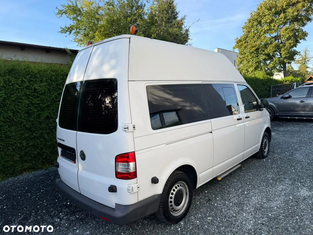 Volkswagen Transporter - 5