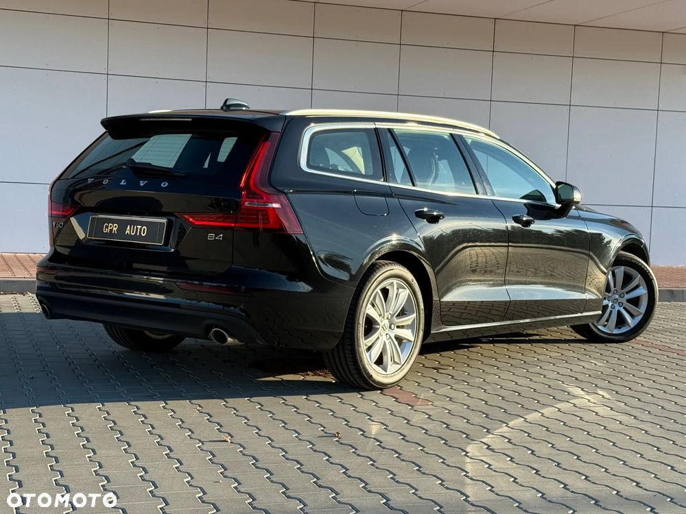 Volvo V60 B4 D Geartronic Momentum - 3