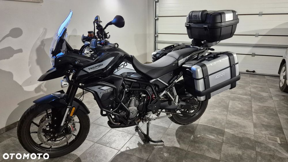 Triumph Tiger - 8