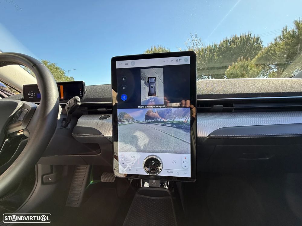 Ford Mustang Mach-E 75.7 kWh Base - 9