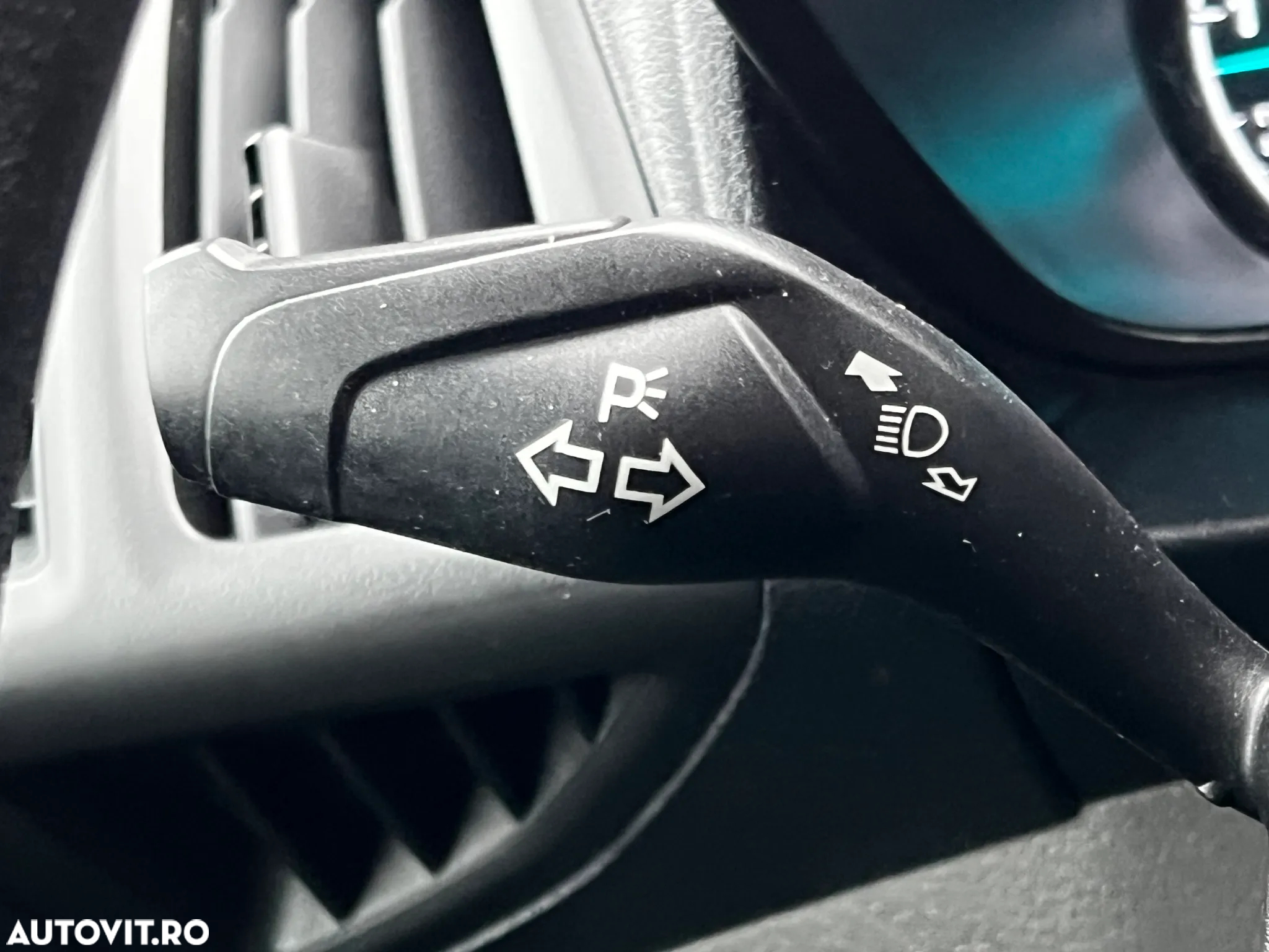 Ford Transit Connect - 18