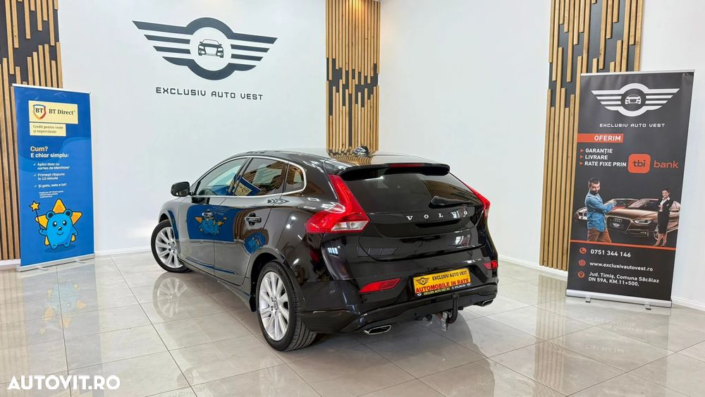 Volvo V40 Cross Country D2 Momentum - 5