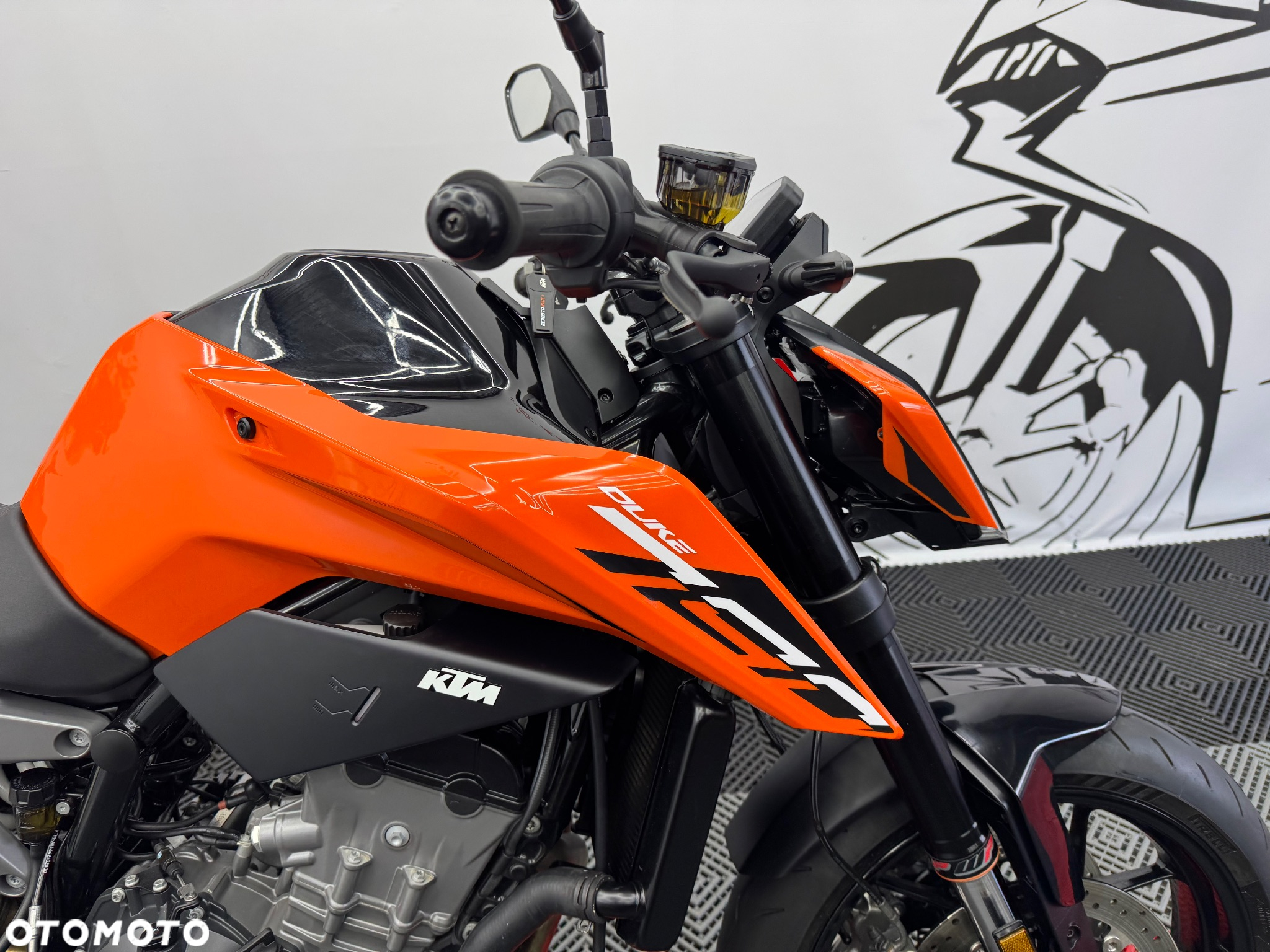 KTM Duke - 32
