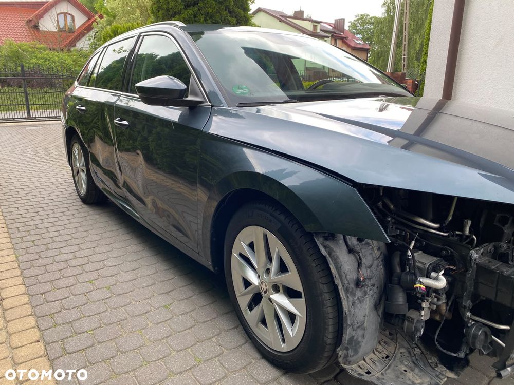 Skoda Octavia 2.0 TDI DSG Sport Edition - 10