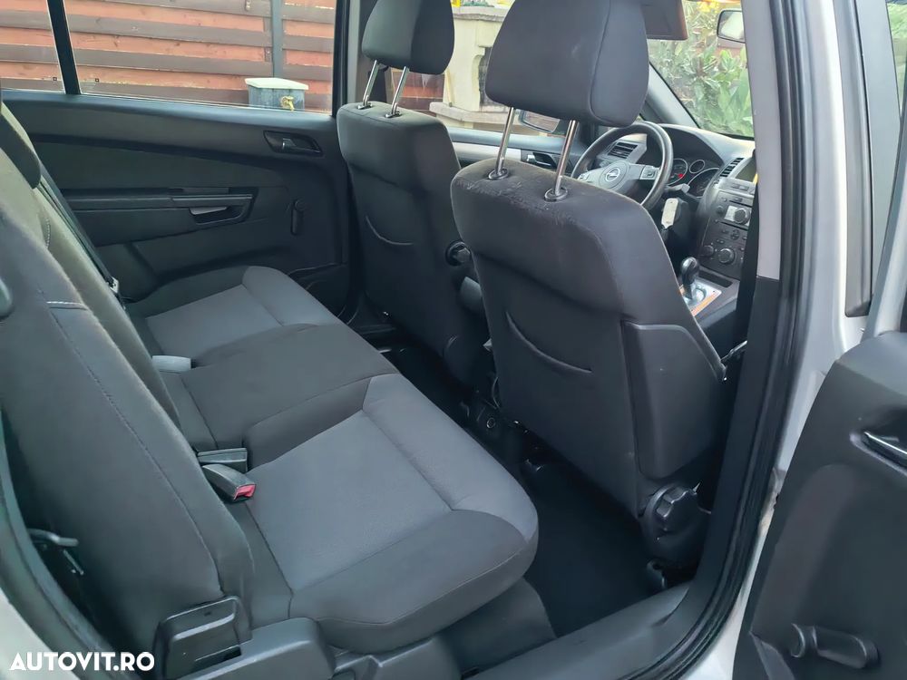 Opel Zafira 1.8 Easytronic Family Plus - 8