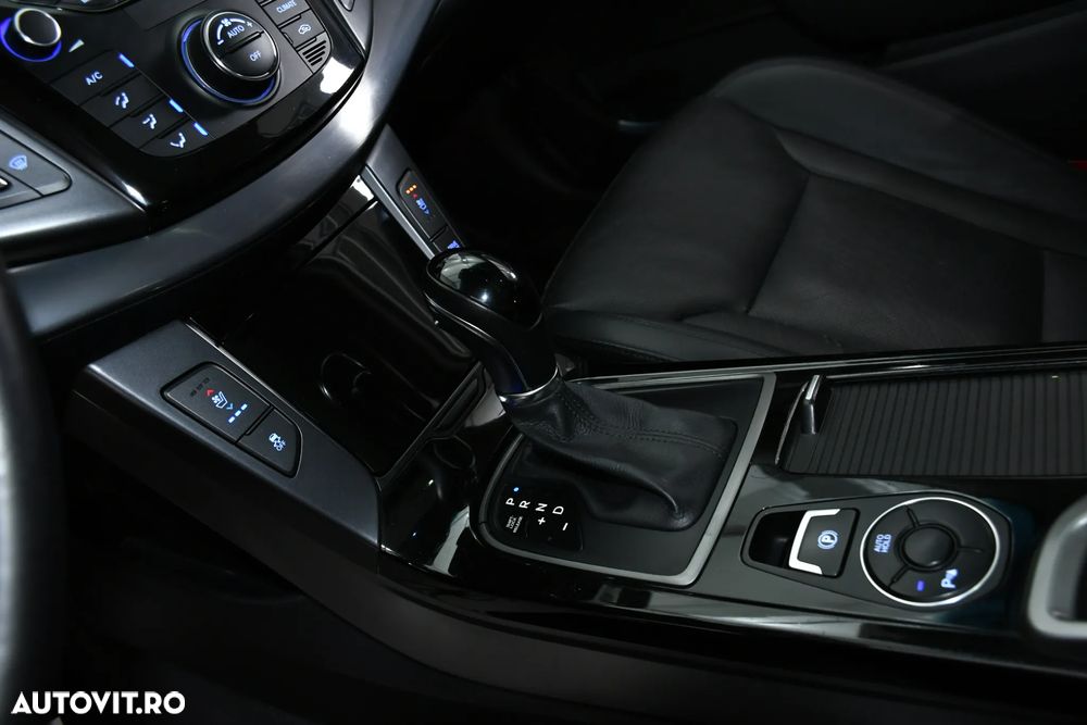 Hyundai i40 Kombi 1.7 CRDi DCT Premium - 17