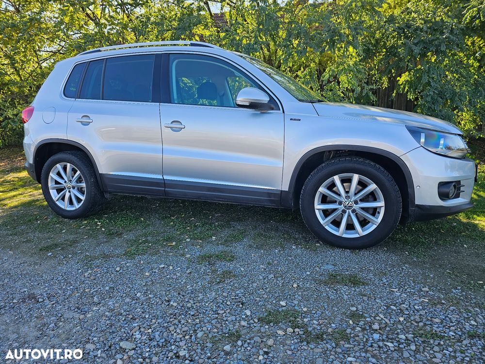 Volkswagen Tiguan 2.0 TDI DPF BlueMotion Technology Lounge Sport & Style - 19