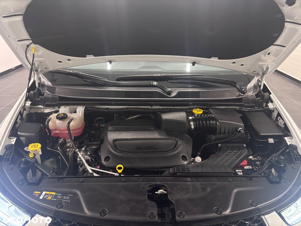 Chrysler Pacifica - 15