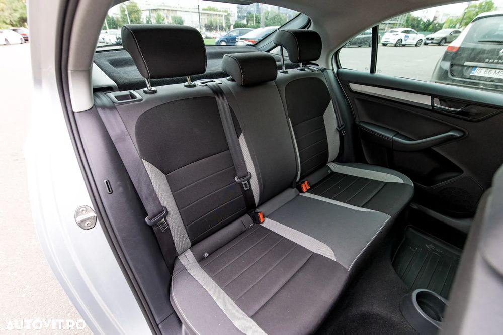 Skoda RAPID 1.0 TSI Style - 21