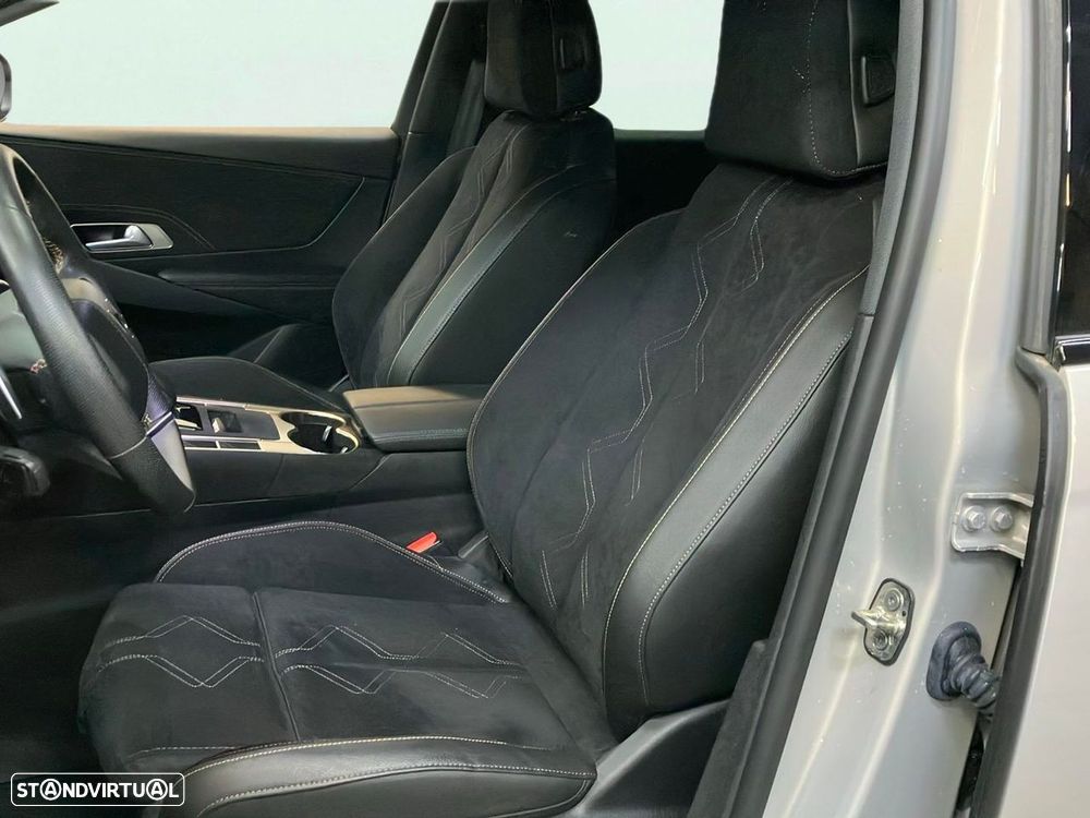 DS DS7 Crossback - 21