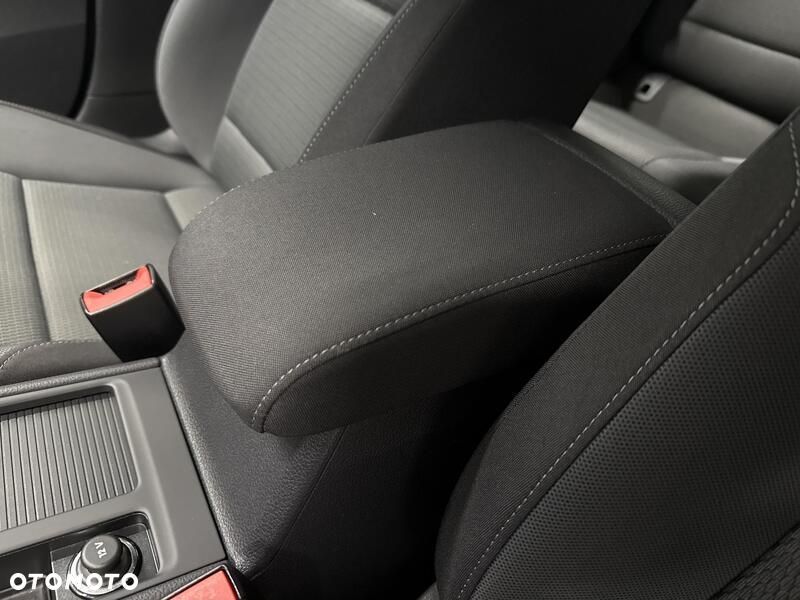 Volkswagen Golf VII 1.5 TSI BMT Evo Comfortline DSG - 18