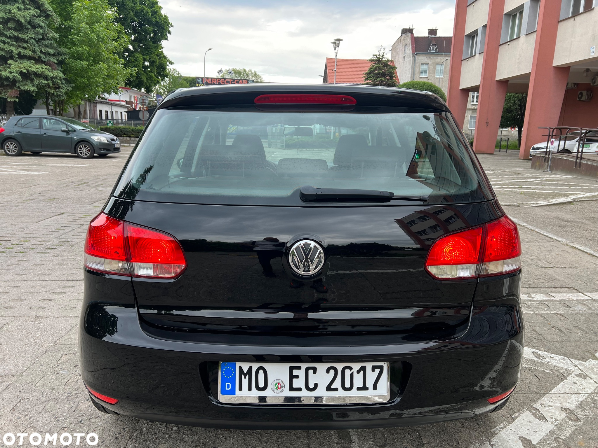 Volkswagen Golf 1.6 Comfortline - 5