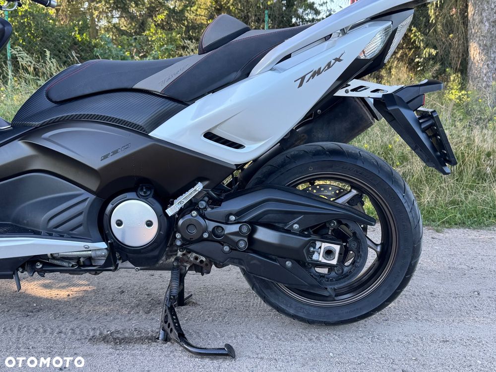 Yamaha Tmax - 14