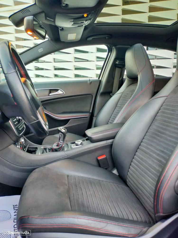 Mercedes-Benz A 200 d AMG Line - 15