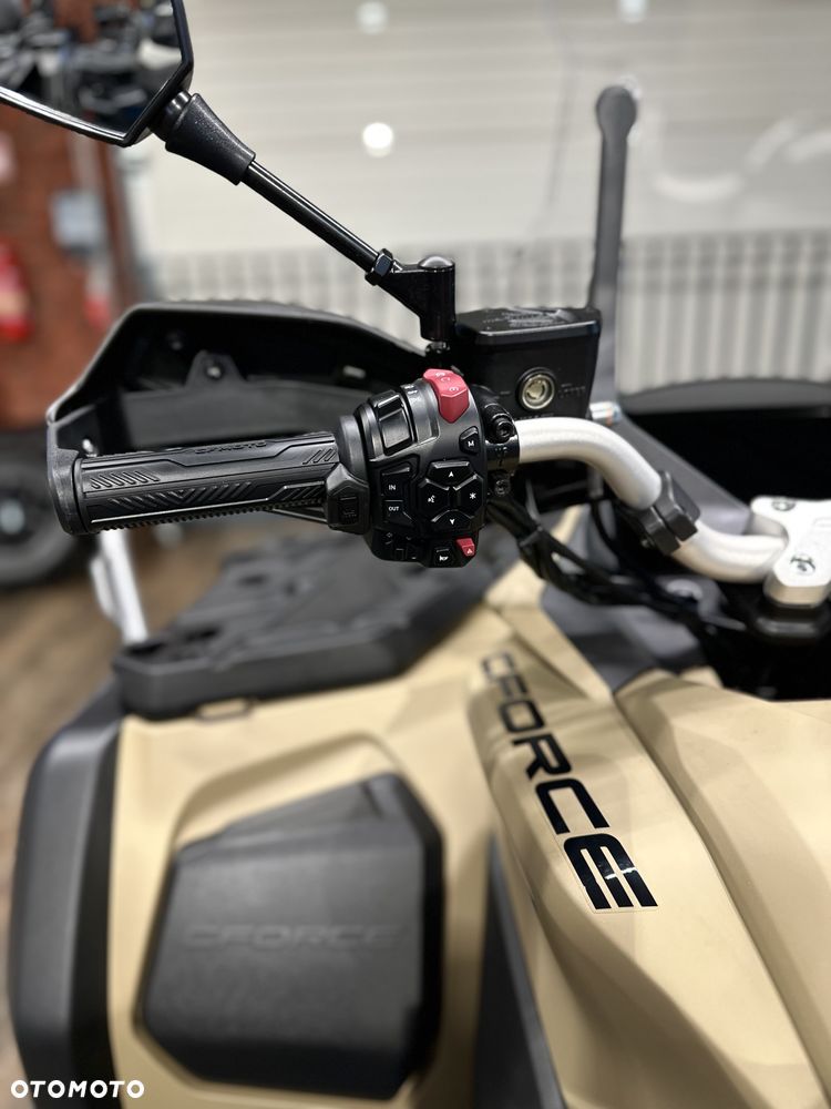 CFMoto CForce - 12