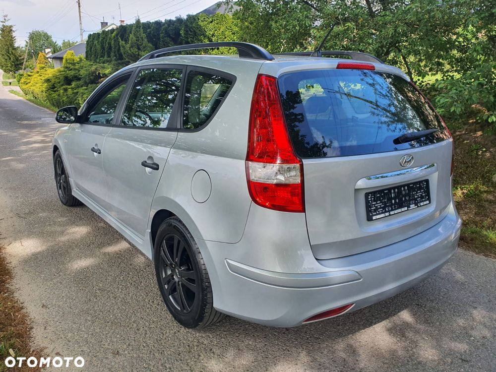 Hyundai i30 i30cw 1.4 Comfort - 4