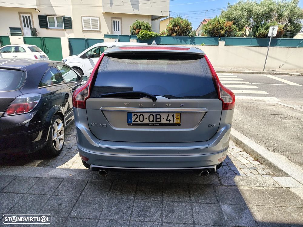 Volvo XC 60 2.0 D3 R-Design Geartronic - 2