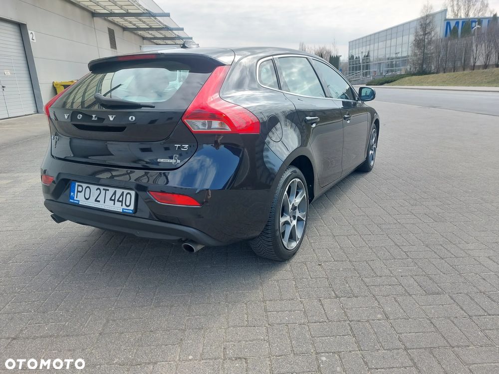 Volvo V40 T3 Ocean Race - 10