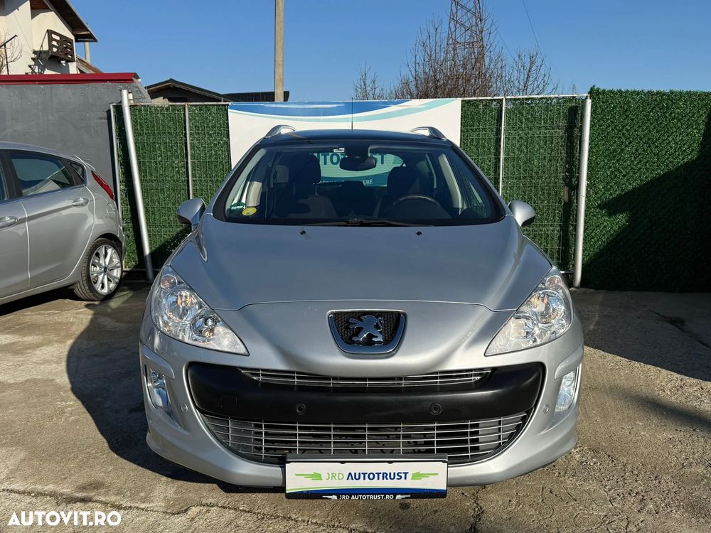 Peugeot 308 120 VTi Family - 19