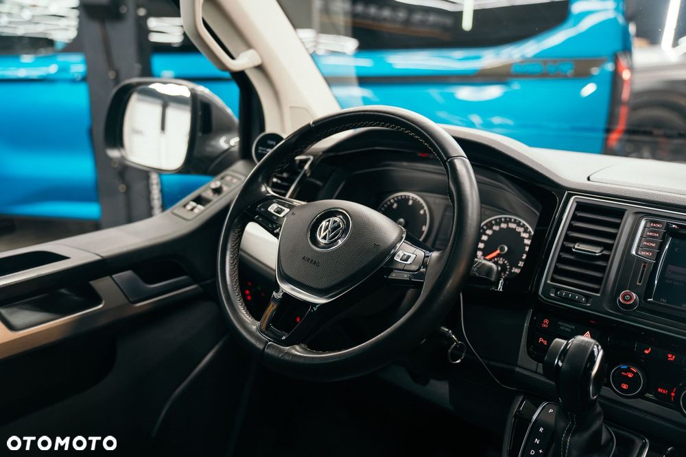 Volkswagen Multivan - 9