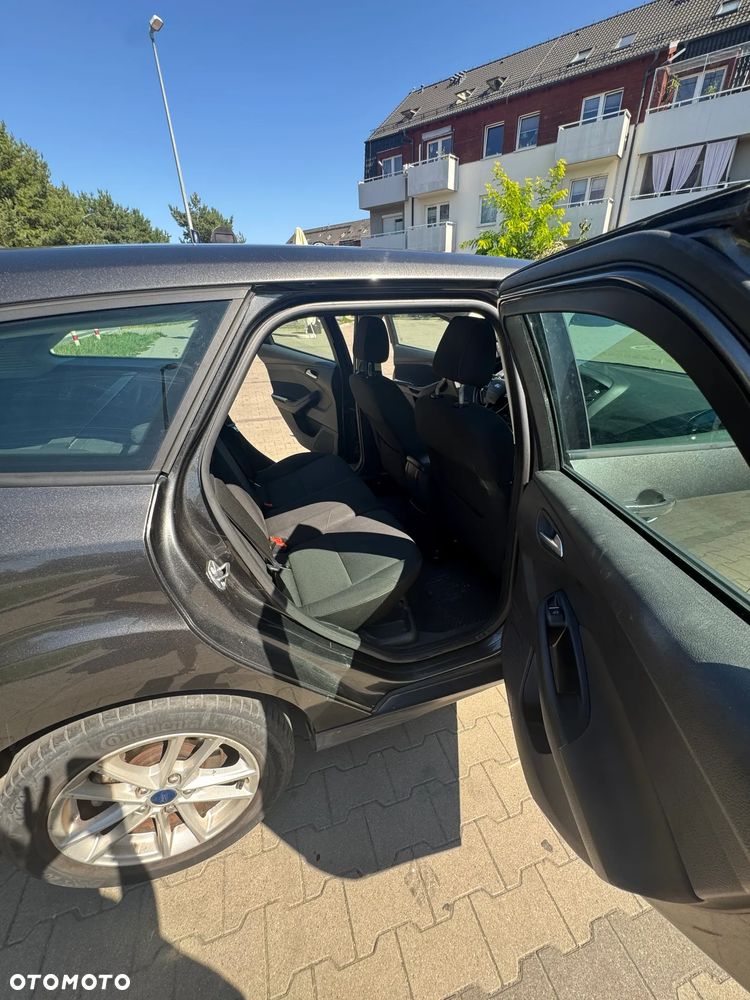 Ford Focus 1.5 EcoBoost Trend ASS - 10