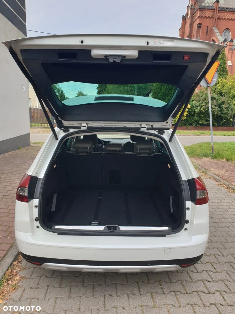 Citroën C5 HDi 165 FAP CrossTourer - 36