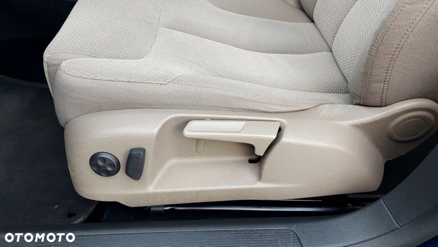 Volkswagen Passat 2.0 FSI Comfortline - 15