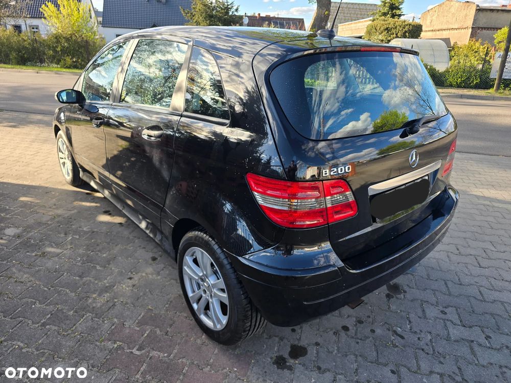 Mercedes-Benz Klasa B 200 Autotronic Special Edition - 9