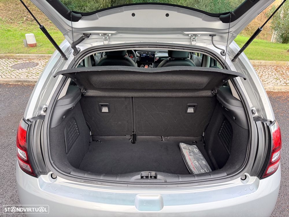 Citroën C3 1.2 PureTech Collection - 28