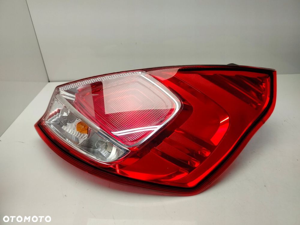 ford fiesta mk7 lift 12r- lampa prawy tył prawa tylna c1bb-13404-a - 1