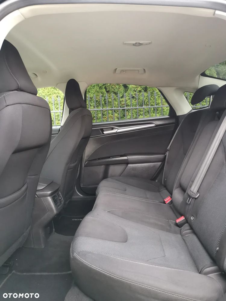 Ford Mondeo - 8