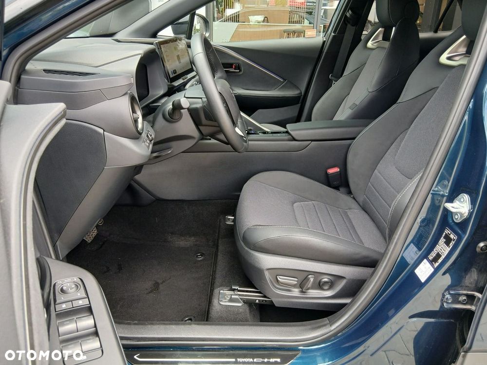Toyota C-HR 2.0 Hybrid Dynamic Force Executive - 11
