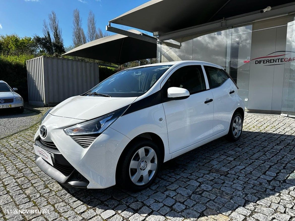 Toyota Aygo 1.0 X-Play