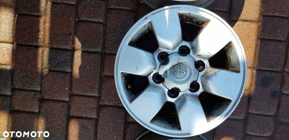 Toyota Hilux Felga Aluminiowa 15 - 2