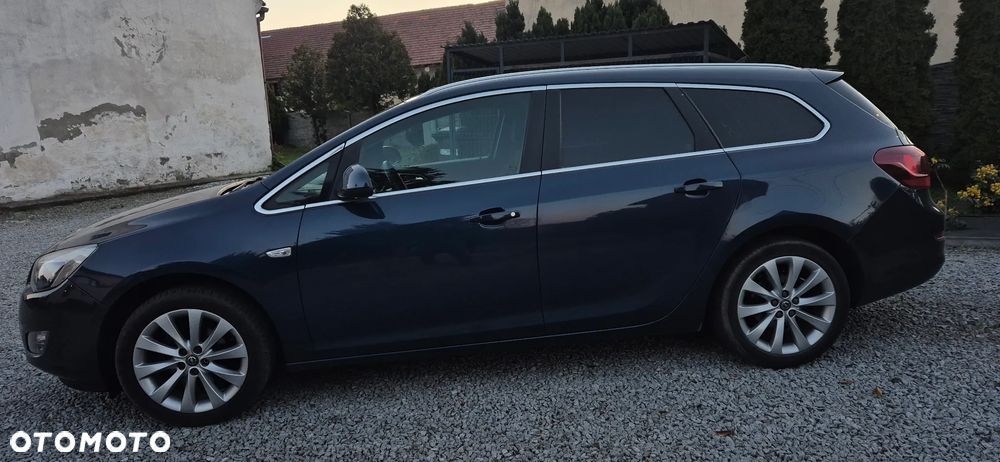 Opel Astra 1.4 T Cosmo - 6