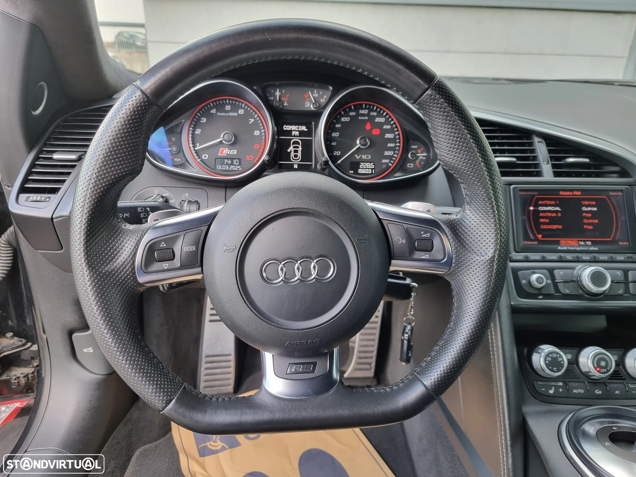 Audi R8 Coupé 4.2 FSI quattro R tronic - 14