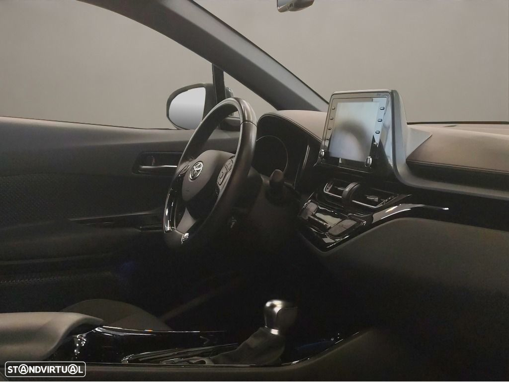Toyota C-HR - 12