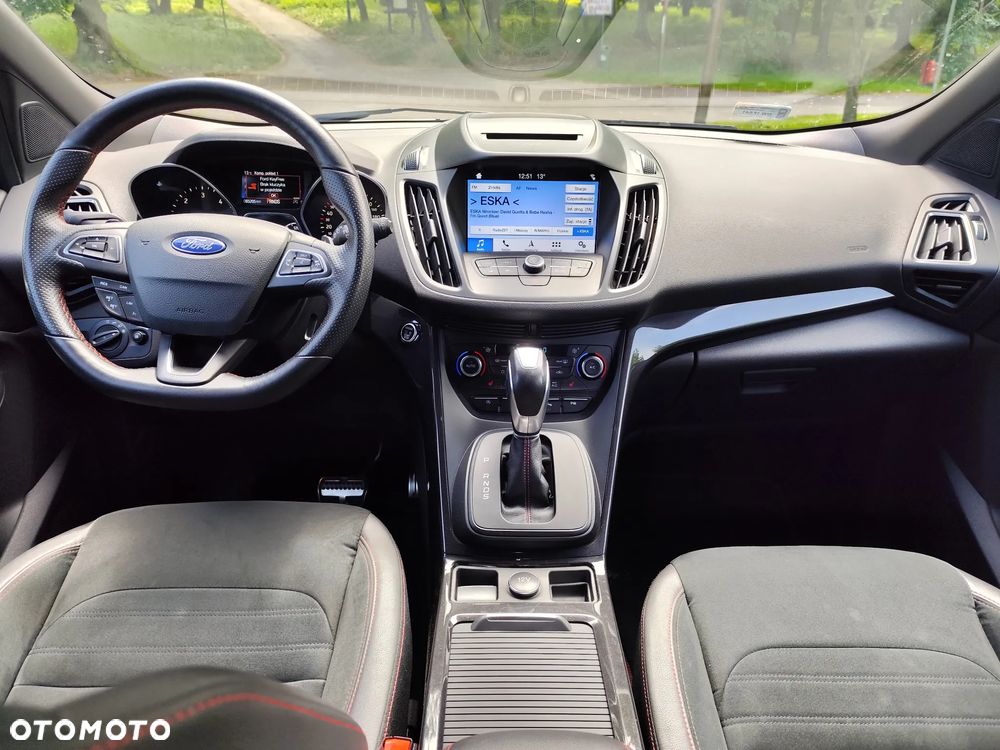 Ford Kuga 2.0 TDCi AWD ST-Line - 11