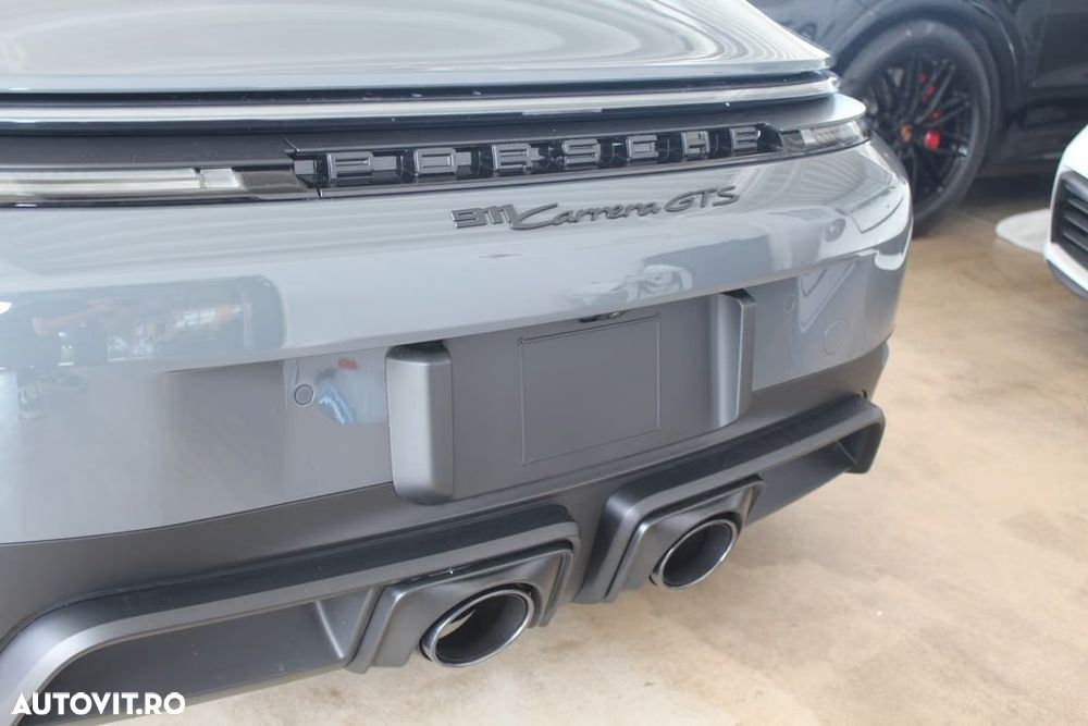 Porsche 992 - 25