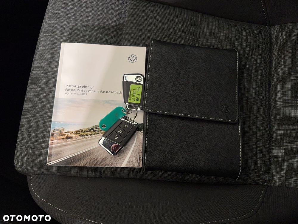 Volkswagen Passat Variant - 24