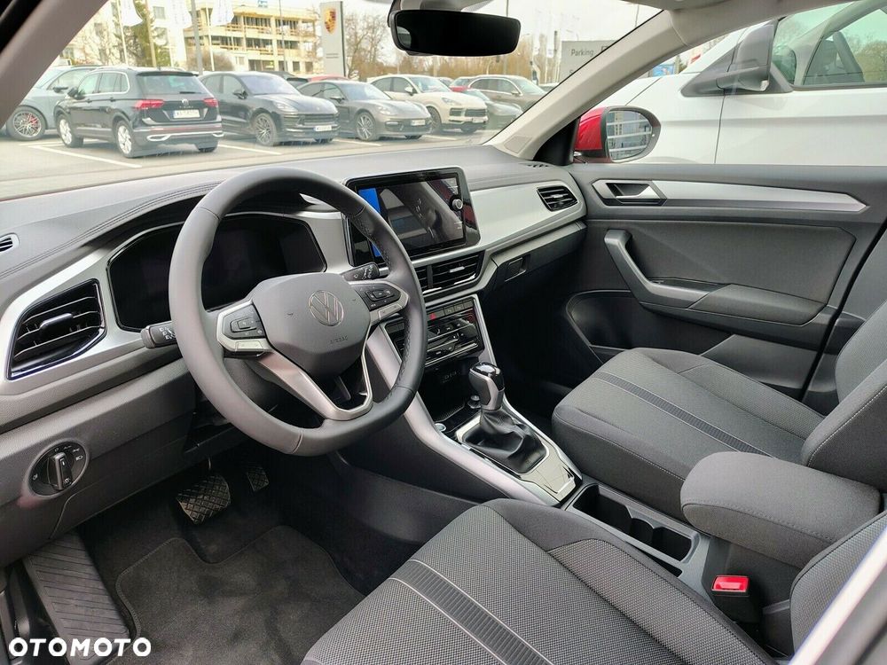 Volkswagen T-Roc - 10