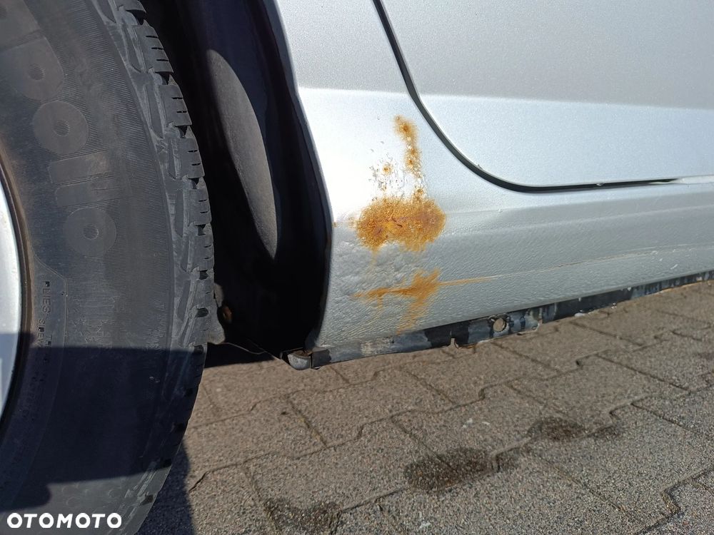 Peugeot 407 HDi 135 Premium - 5