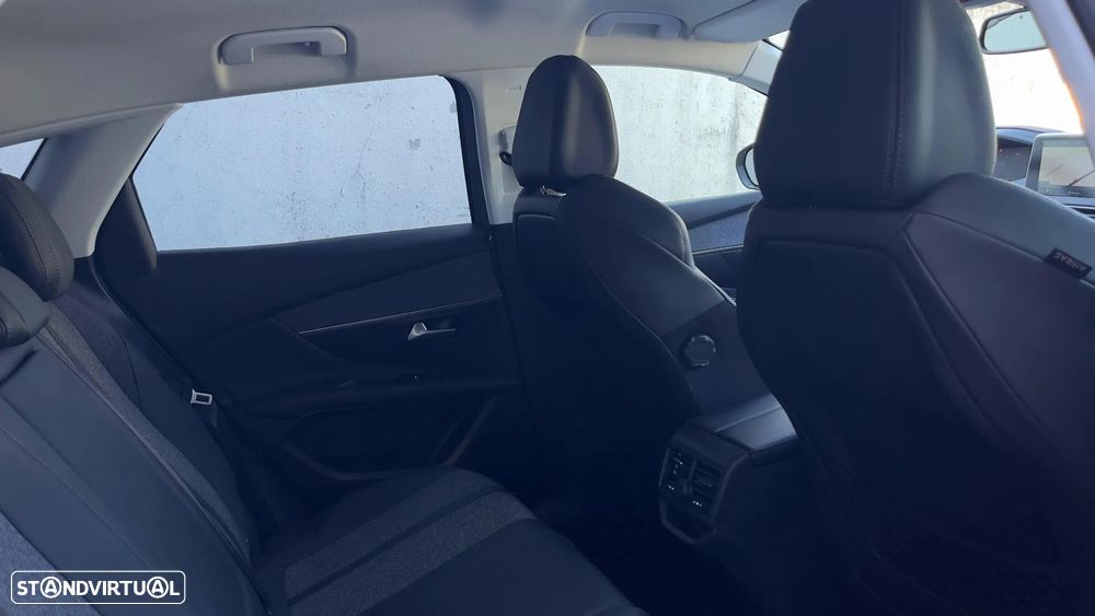 Peugeot 3008 PureTech 130 Stop & Start GPF EAT8 Allure - 20