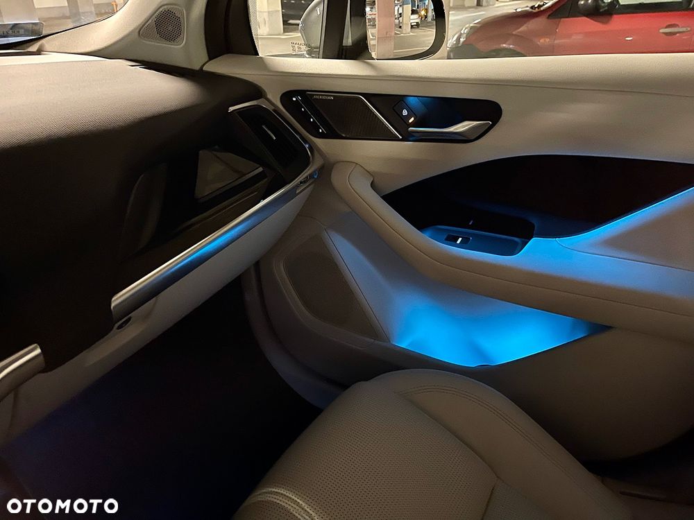 Jaguar I-Pace EV400 AWD SE - 8