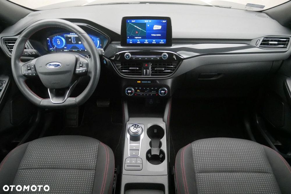 Ford Kuga - 8