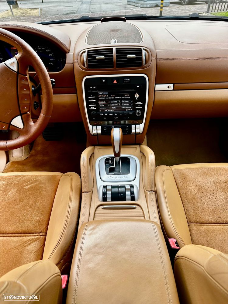 Porsche Cayenne Tiptronic - 26