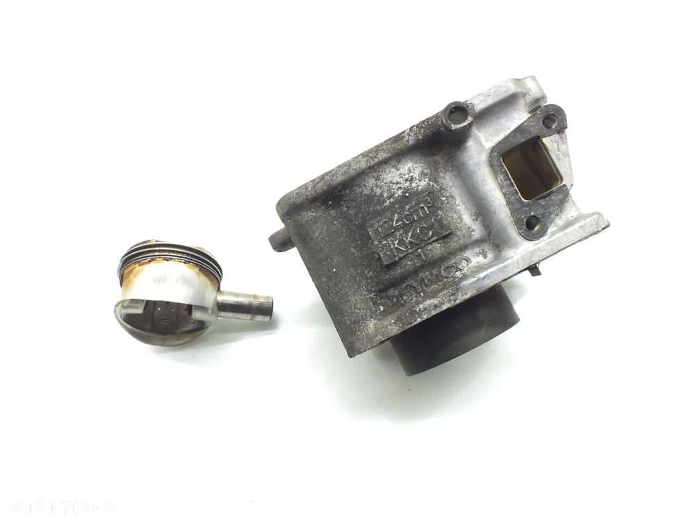 Cylinder Z Tłokiem Kymco Grand Dink 125 - 2