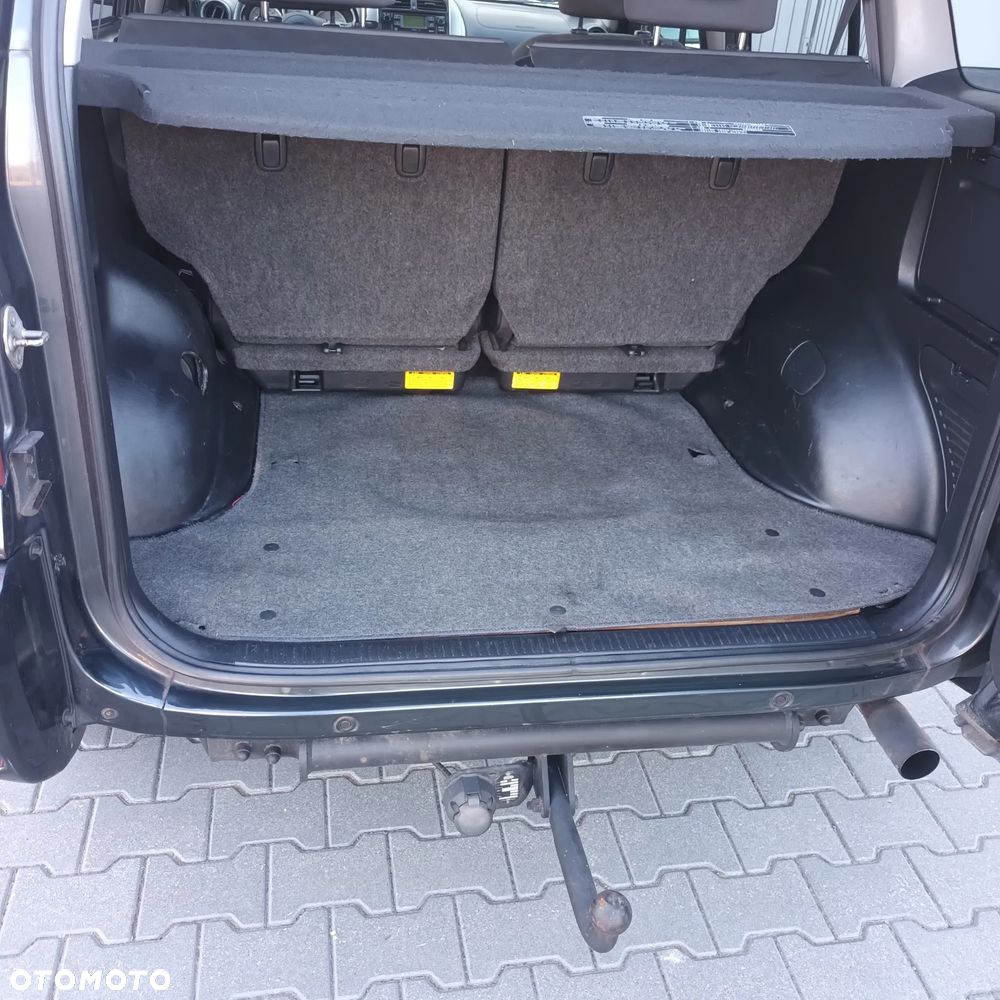 Toyota RAV4 - 13