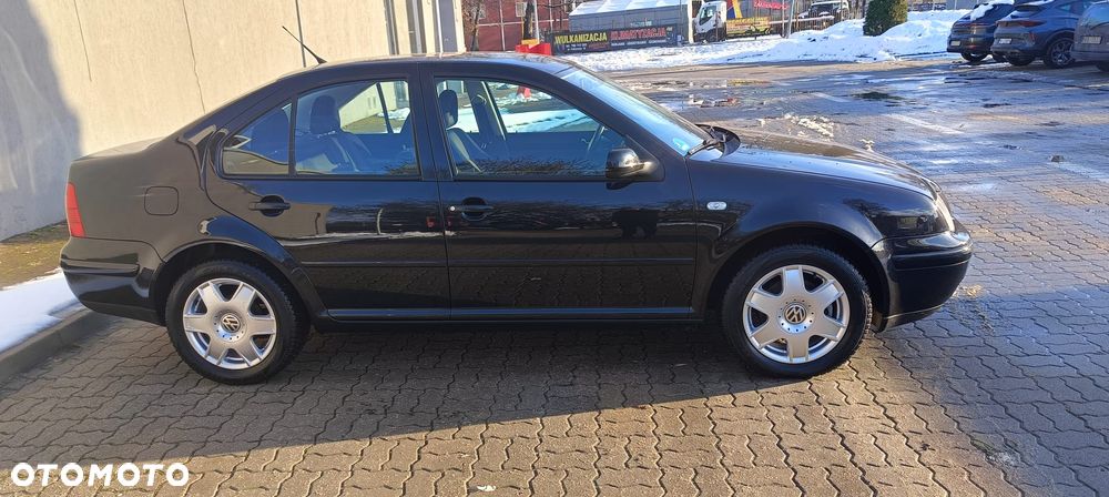 Volkswagen Bora 1.6 Comfortline - 2