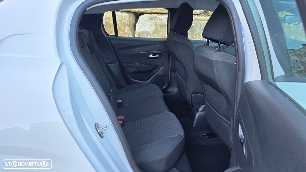 Peugeot 208 1.2 PureTech Active - 46